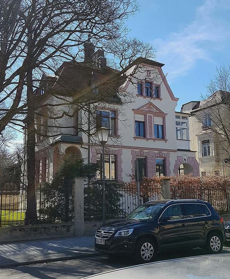 Immobilienmakler Bogenhausen inkl. Herzogpark Spotlight Real Estate