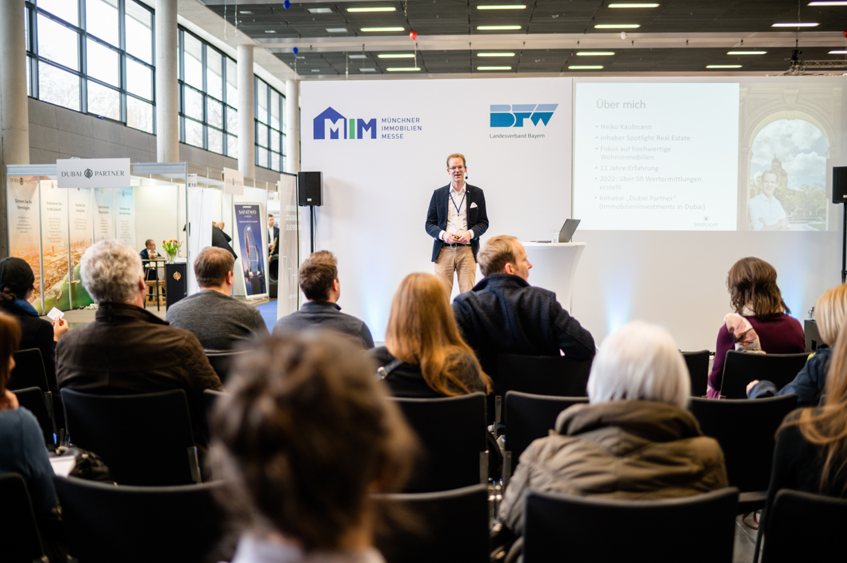 Immobilienexperte München auf Münchner Immobilienmesse